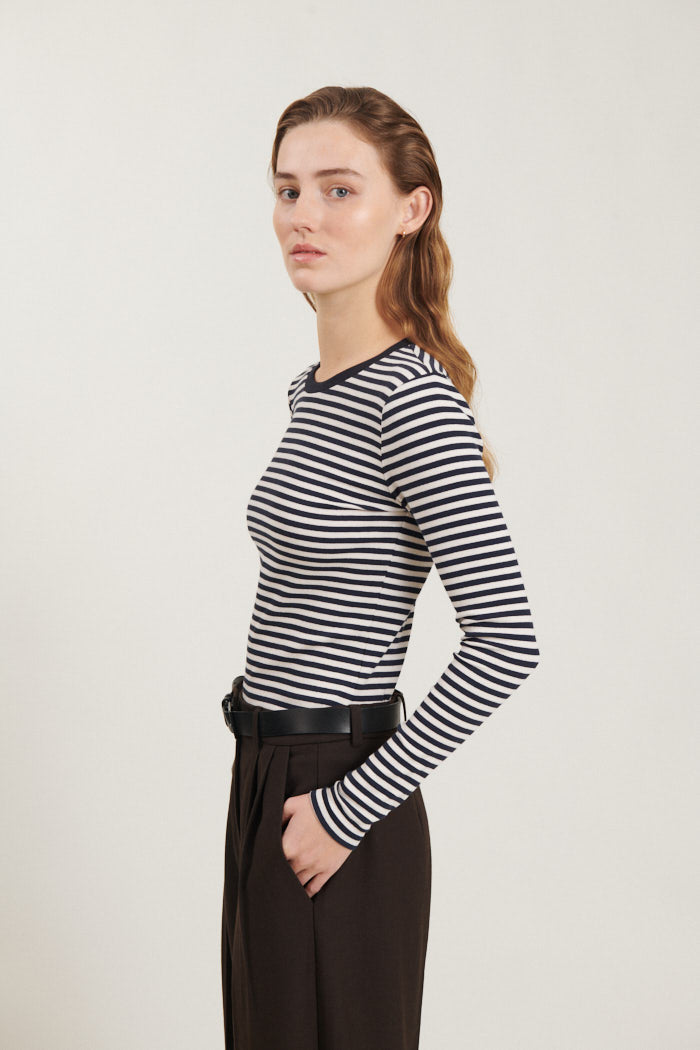 Basic Apparel Ludmilla LS Tee T-shirts 500 Birch/Navy